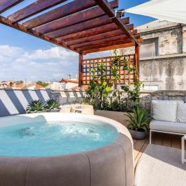 Apartment Luxury Palace No1