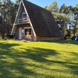 cabañas los juanes, hotel in Tres Arroyos