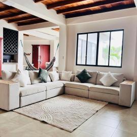Oceanfront House With Pool and BBQ, hotel v destinácii San Clemente