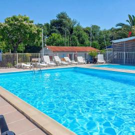 Charmant Mobil-Home Piscine