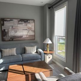 Spacious New 3BR Townhome Walking to Falls