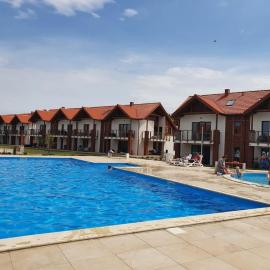 apartment pool attractions, Hotel in Żarnowska