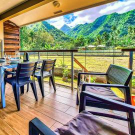 Teahupo'o Lodge Tahiti - Studio Moana, lagon et quai en face - Canoës inclus, hotel en Teahupoo