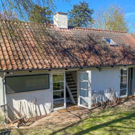 Awesome Home In Tisvildeleje With Wifi, hotel din Tisvildeleje