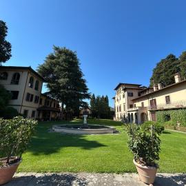 Le Falene Guest House, hotel a Comeana