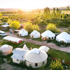 Almaluu Garden Yurt Resort