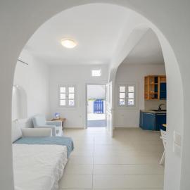 Coastal Escape - 2 min from Perissa Beach