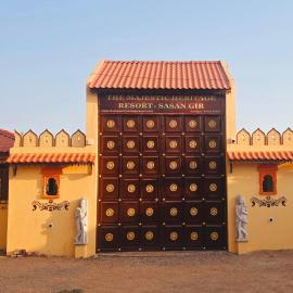 Majestic Heritage Resort - Sasan Gir โรงแรมในChāndawāri