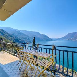 Risvegli da sogno vista lago, hotel in Oria