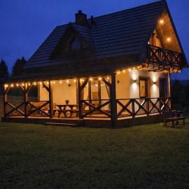 Domek Pod-Górski, viešbutis mieste Baligrudas