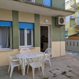 Caorle ground floor property near the sea