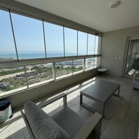 Acre Luxury Sea View Residence