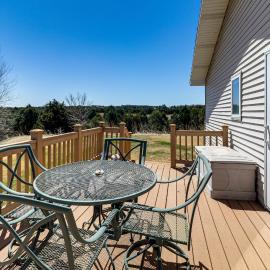 < 1 Mi to Calamus Lake! Group Adventure Base, hotel u gradu Burwell