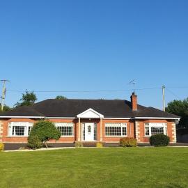 Dearg House Luxury Holiday Home, ξενοδοχείο σε Monaghan