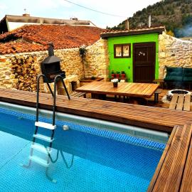 El nido del Mirlo, khách sạn ở Casarejos