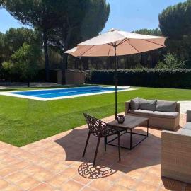 Villa entrepinos, hotel in Medina del Campo