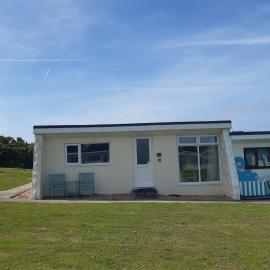 Cosy 2 Bed Cornish Coastal Home, hotel in Widemouth Bay