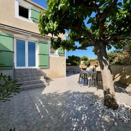 Escales du Sud, Frontignan Plage, hotel u gradu Frontinjan