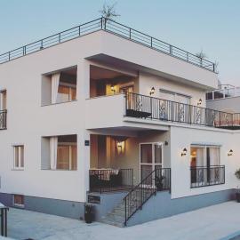 Apartments Guliana Tisno