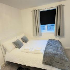 Suite 2 En-suite Room with Double Bed