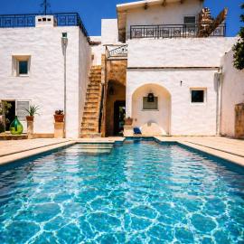 Boutique Heritage Stay with Pool - The Art of Leo