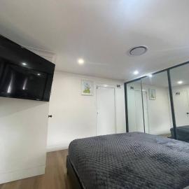 4 bedroom top floor with privacy, Hotel in Muswellbrook