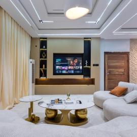 Modern Luxury 2BR Spacious Cozy 24hr Power