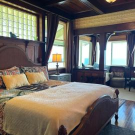 Hilo Bay Oceanfront Bed and Breakfast, viešbutis mieste Hilas