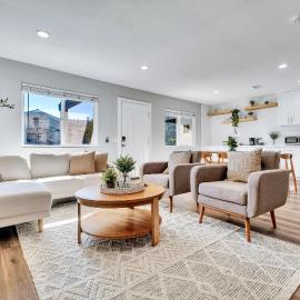 4 min from UCR, 3 bedrooms, 2 bath, newly renovated, academic loft