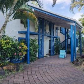 Mission Beach Lodge, хотел в Мишън Бийч