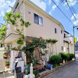 一軒屋の個室を格安で利用可能, hotel in Niiza