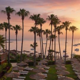 Cavo Maris Beach Hotel & Suites, hotel en Protaras