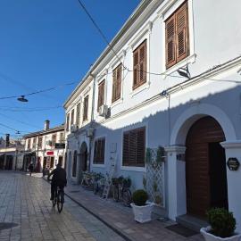 Art Rooms Gjuhadol