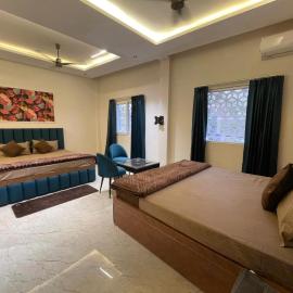 LIMELIGHT Hotel & Restaurant、Bullāwālaのホテル