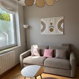 Meublé atypique chez particulier โรงแรมในลามาเดอเลน
