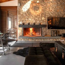 Lithos Suite by Ski Alure, hotel sa Arachova