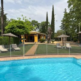La Casa de los Limones, hotel in Montilla