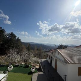 Petrovounos Villa, hotel v mestu Prodromos