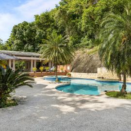 5 BR Villa w Huge Pool 10 min SJU Airport