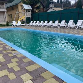 Pogar White, viešbutis mieste Slavske