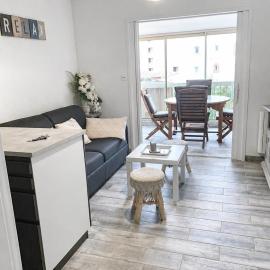 STUDIO REFAIT À NEUF BORD DE MER