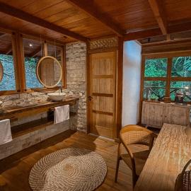 AKUA VILLAS Mentawai, hotel din Pulau Pittojat