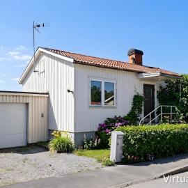 Spacious villa close to the city in Enskede