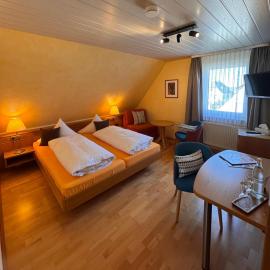 Hotel-Restaurant Gasthof Adler, hotell i Neuenburg am Rhein