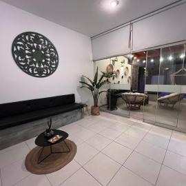 Los Pulpos Beach House – hotel w mieście Bombiso