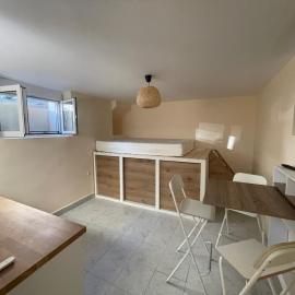 Minimal apartment for a relaxing vacation!