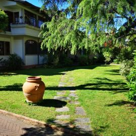 Casa con giardino