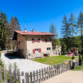 Casa Vacanze Natura, hotell i Mendola