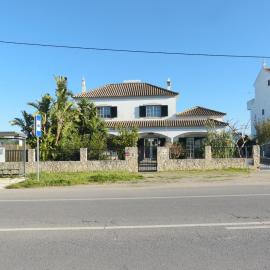 Sandra B&B, hotel i Luz de Tavira