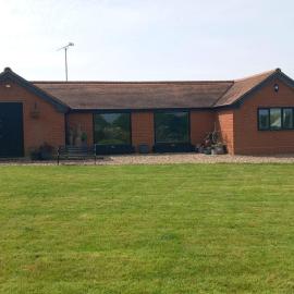 The Bungalow, in heart of High Beach, Epping Forest, hotel a Waltham Abbey